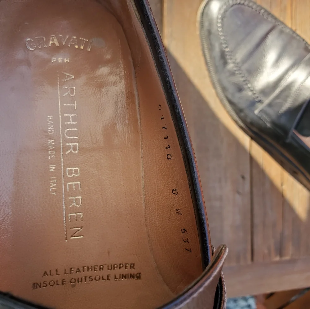 Arthur Beren Gravati Loafers made in Italy size 8 W in black.